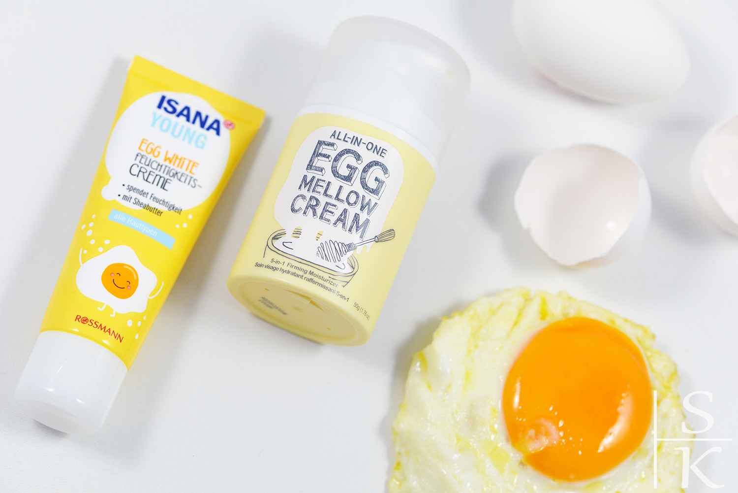 Too Cool For School Egg Mellow Cream vs. Isana Young Egg White Feuchtigkeitscreme Review Horizont-Blog