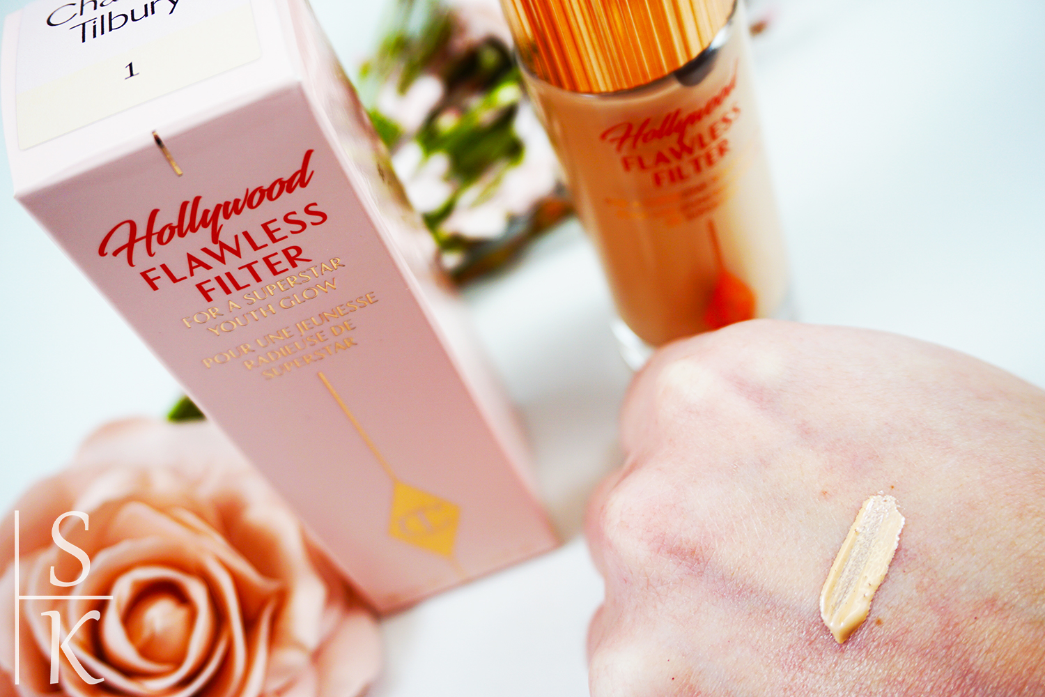 Charlotte Tilbury - Hollywood Flawless Filter, Review und Swatches @Horizont-Blog